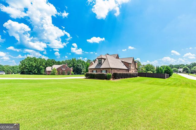 53 Ranan Ln, Newnan, GA 30263