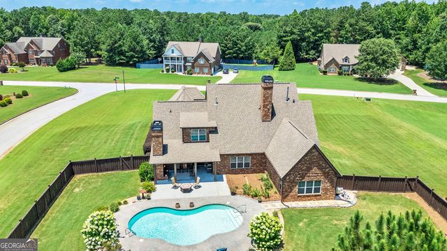 53 Ranan Ln, Newnan, GA 30263