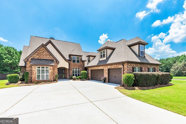 53 Ranan Ln, Newnan, GA 30263