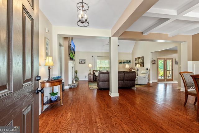 53 Ranan Ln, Newnan, GA 30263