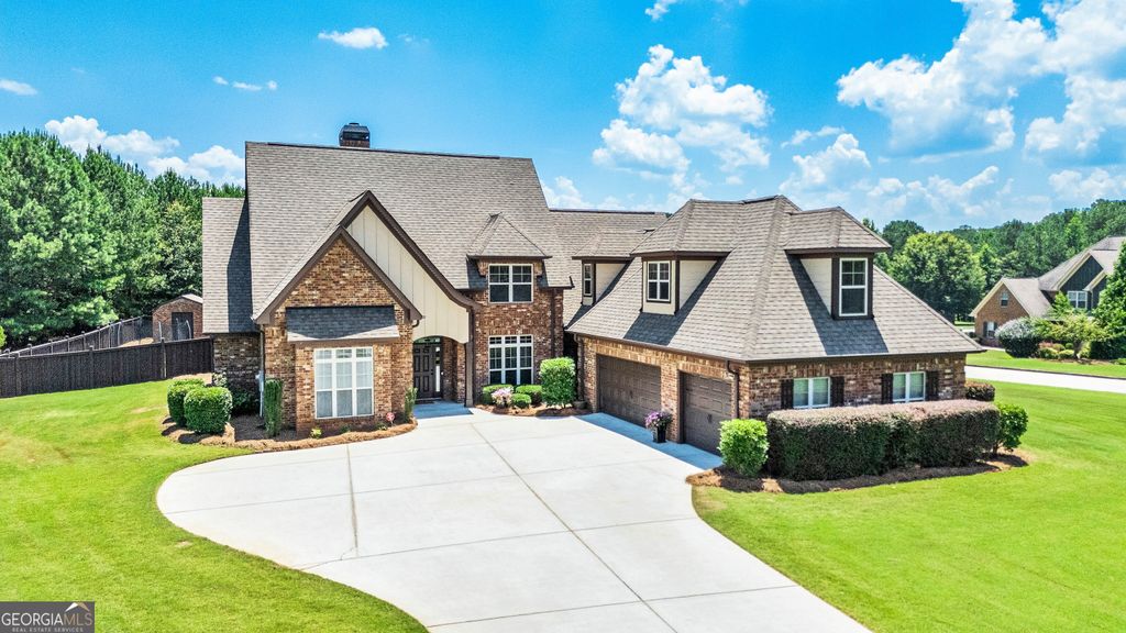 53 Ranan Ln, Newnan, GA 30263