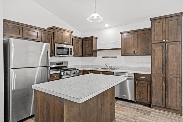 829 Reo Road, Watertown, MN 55388