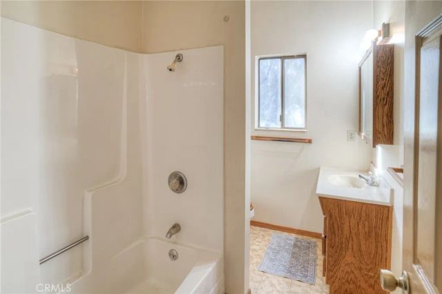 15 Hide A Way, Oroville, CA 95966