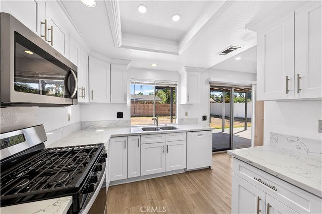 7616 Della, Riverside, CA 92503