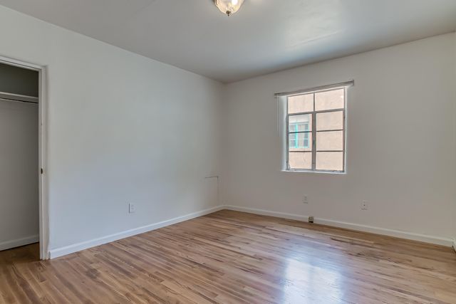 1409,1407 Hazeldine Avenue SE, Albuquerque, NM 87106