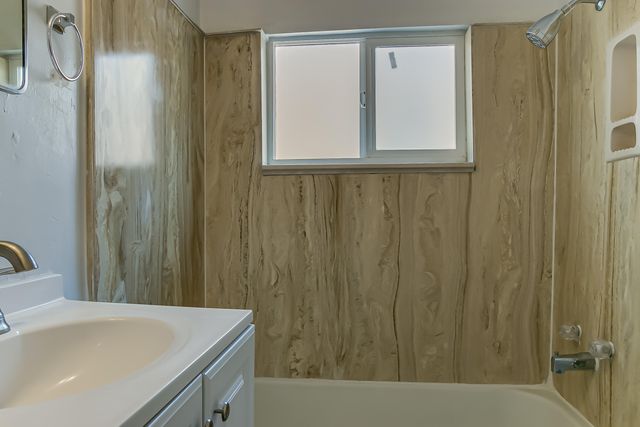 1409,1407 Hazeldine Avenue SE, Albuquerque, NM 87106