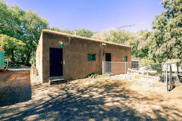 1409,1407 Hazeldine Avenue SE, Albuquerque, NM 87106
