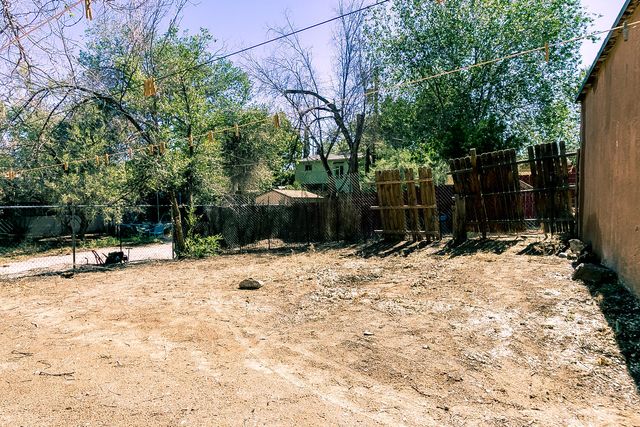1409,1407 Hazeldine Avenue SE, Albuquerque, NM 87106