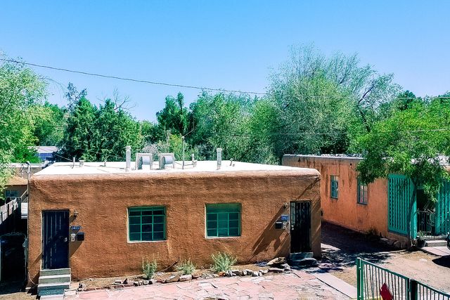 1409,1407 Hazeldine Avenue SE, Albuquerque, NM 87106