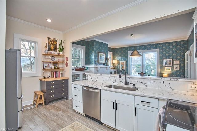 424 E Sprague Street, Winston-salem, NC 27101