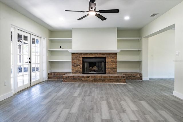 9209 KINGSRIDGE DRIVE, Temple Terrace, FL 33637