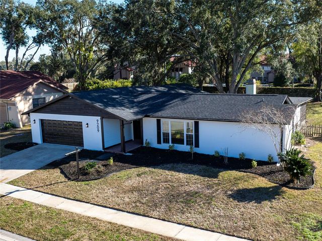 9209 KINGSRIDGE DRIVE, Temple Terrace, FL 33637