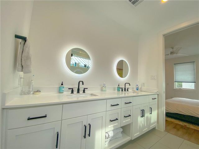 1615 S 2nd ST 6, Austin, TX 78704