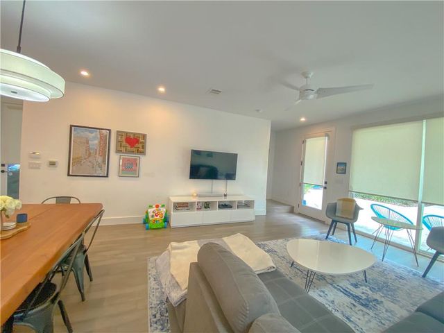 1615 S 2nd ST 6, Austin, TX 78704