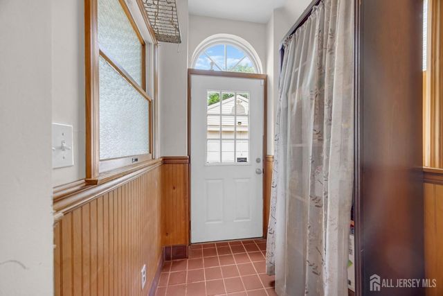 137 Woodland Avenue, Fords, NJ 08863