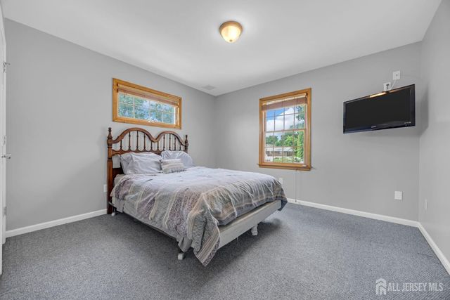 137 Woodland Avenue, Fords, NJ 08863