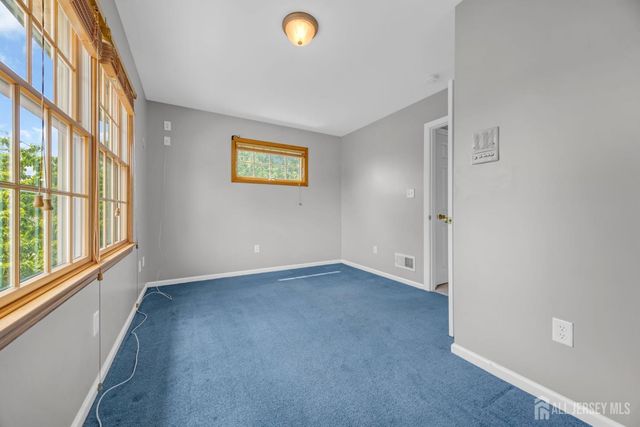 137 Woodland Avenue, Fords, NJ 08863