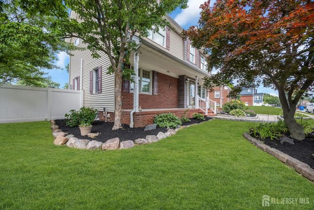 137 Woodland Avenue, Fords, NJ 08863