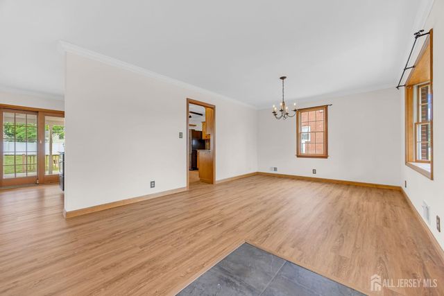 137 Woodland Avenue, Fords, NJ 08863