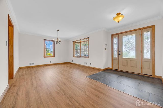 137 Woodland Avenue, Fords, NJ 08863