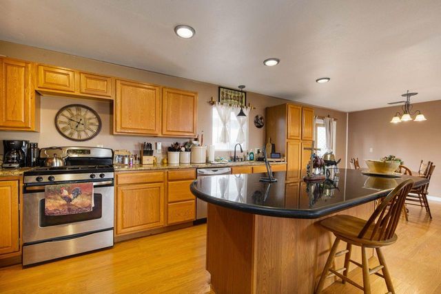 537 S Meza Ct, Linden, CA 95236