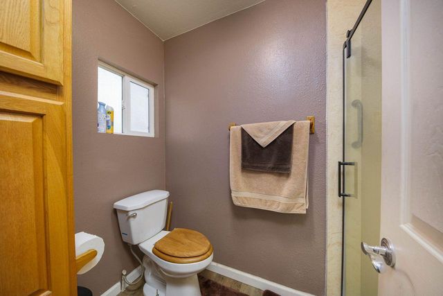 537 S Meza Ct, Linden, CA 95236