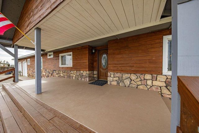 537 S Meza Ct, Linden, CA 95236