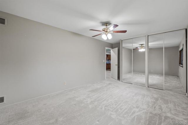 2475 Lafay Drive, West Bloomfield Charter Township, MI 48324