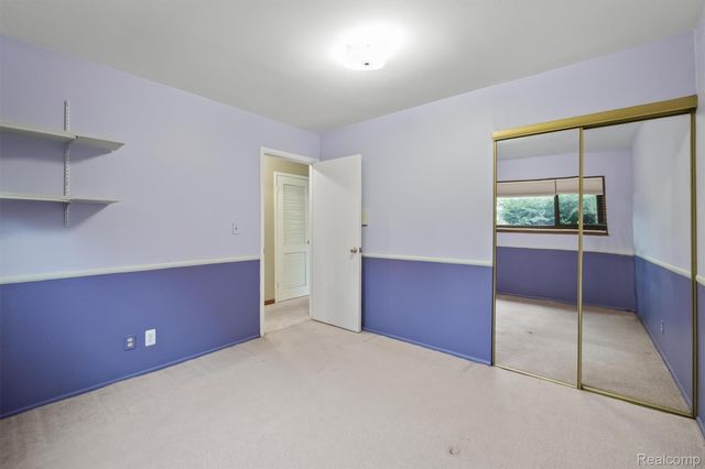 2475 Lafay Drive, West Bloomfield Charter Township, MI 48324
