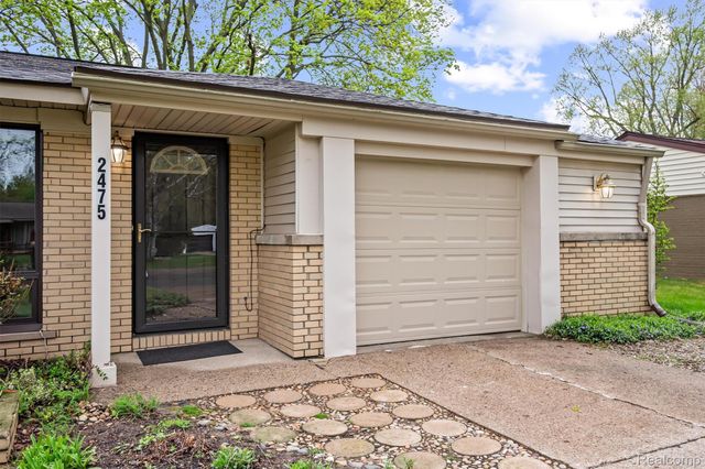 2475 Lafay Drive, West Bloomfield Charter Township, MI 48324
