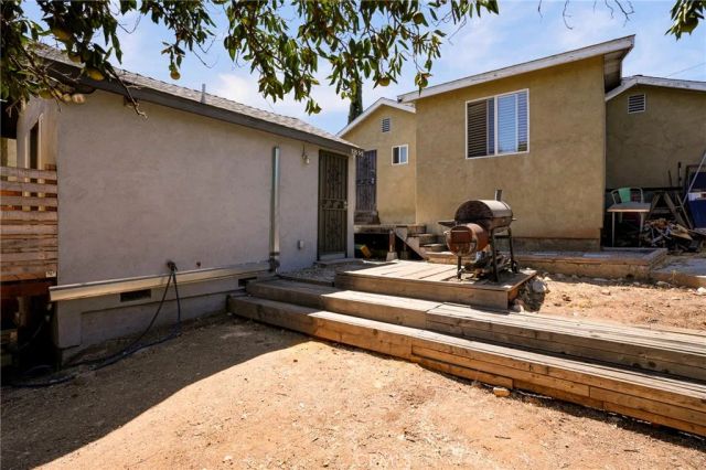 826 Geraghty Avenue, Los Angeles, CA 90063