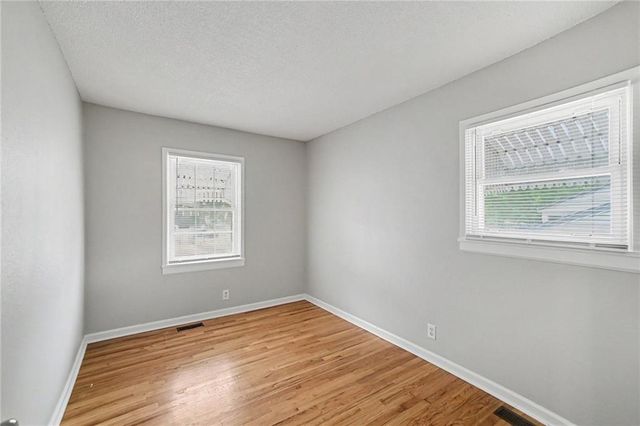 820 N Choctaw Avenue, Independence, MO 64056