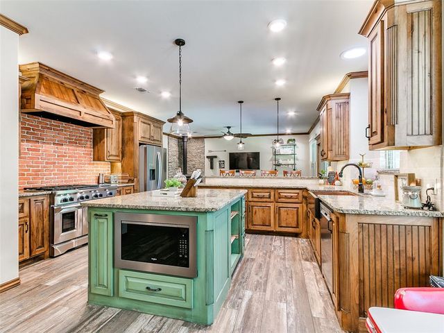 4701 S Henney Road, Choctaw, OK 73020