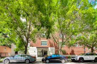 2330 W St Paul Avenue 401, Chicago, IL 60647