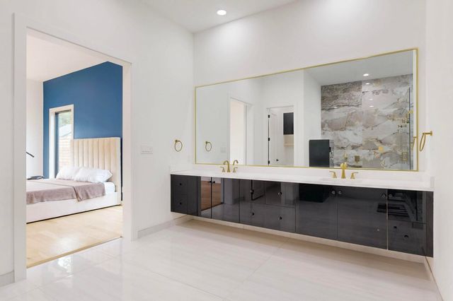 3828 Eaton Drive, Dallas, TX 75220