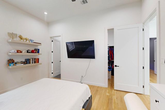 3828 Eaton Drive, Dallas, TX 75220