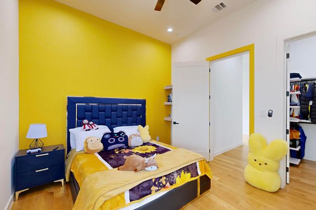 3828 Eaton Drive, Dallas, TX 75220