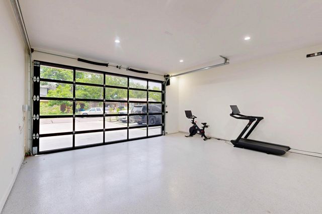 3828 Eaton Drive, Dallas, TX 75220