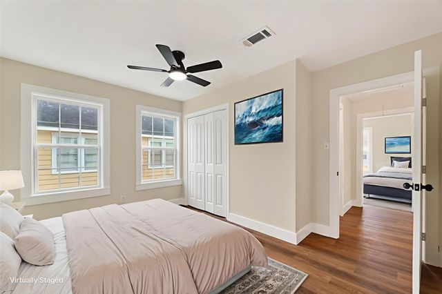 520 E Fayle Street, Baytown, TX 77520