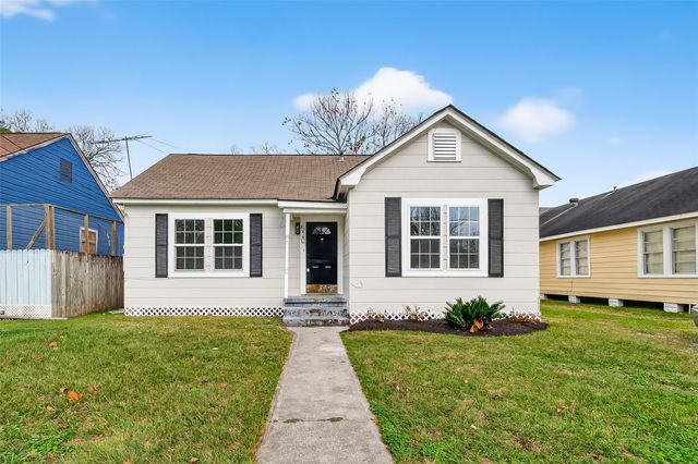 520 E Fayle Street, Baytown, TX 77520