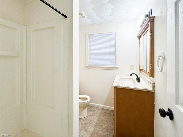 409 E Lorengo AVE, Norfolk, VA 23503