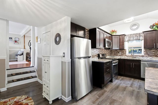 98 Randolph Avenue, Old Bridge, NJ 08857