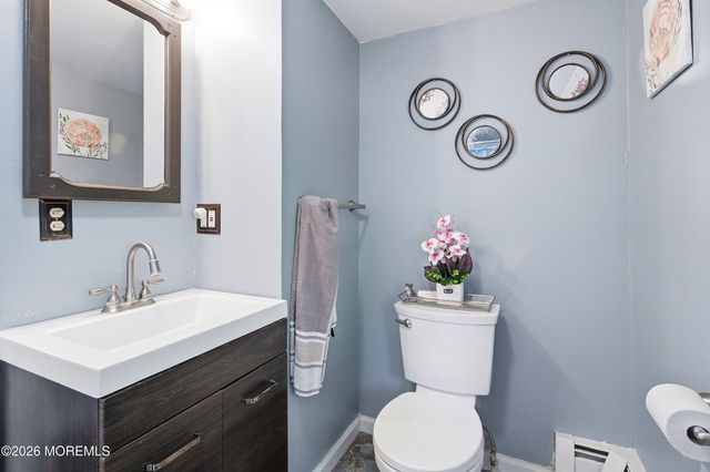 98 Randolph Avenue, Old Bridge, NJ 08857
