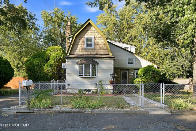 98 Randolph Avenue, Old Bridge, NJ 08857