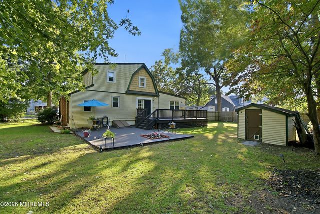 98 Randolph Avenue, Old Bridge, NJ 08857