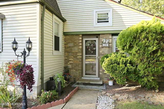 98 Randolph Avenue, Old Bridge, NJ 08857