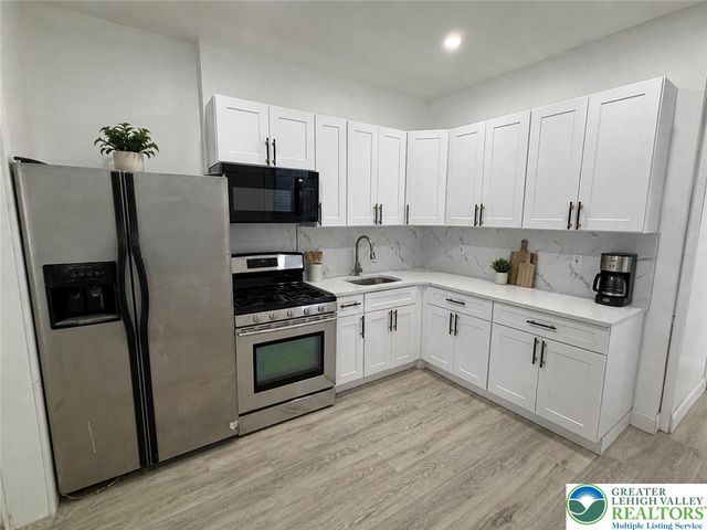 389 Turner Street, Allentown City, PA 18102