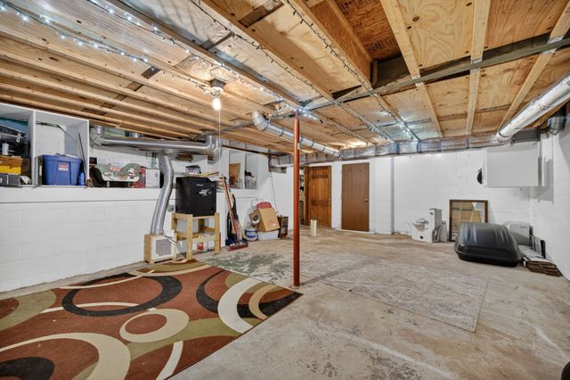 710 NW School Street, Ankeny, IA 50023