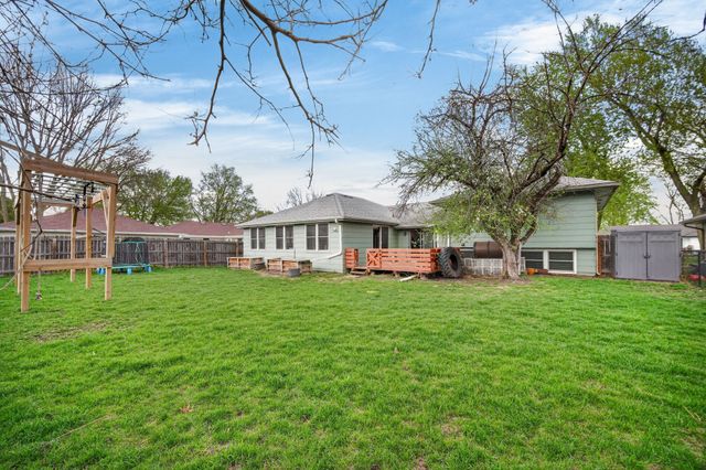 710 NW School Street, Ankeny, IA 50023