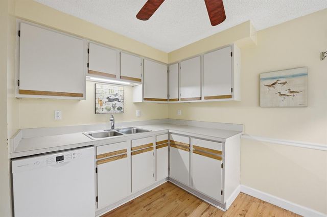 5053 N Saint John Ave Avenue N, Boynton Beach, FL 33472